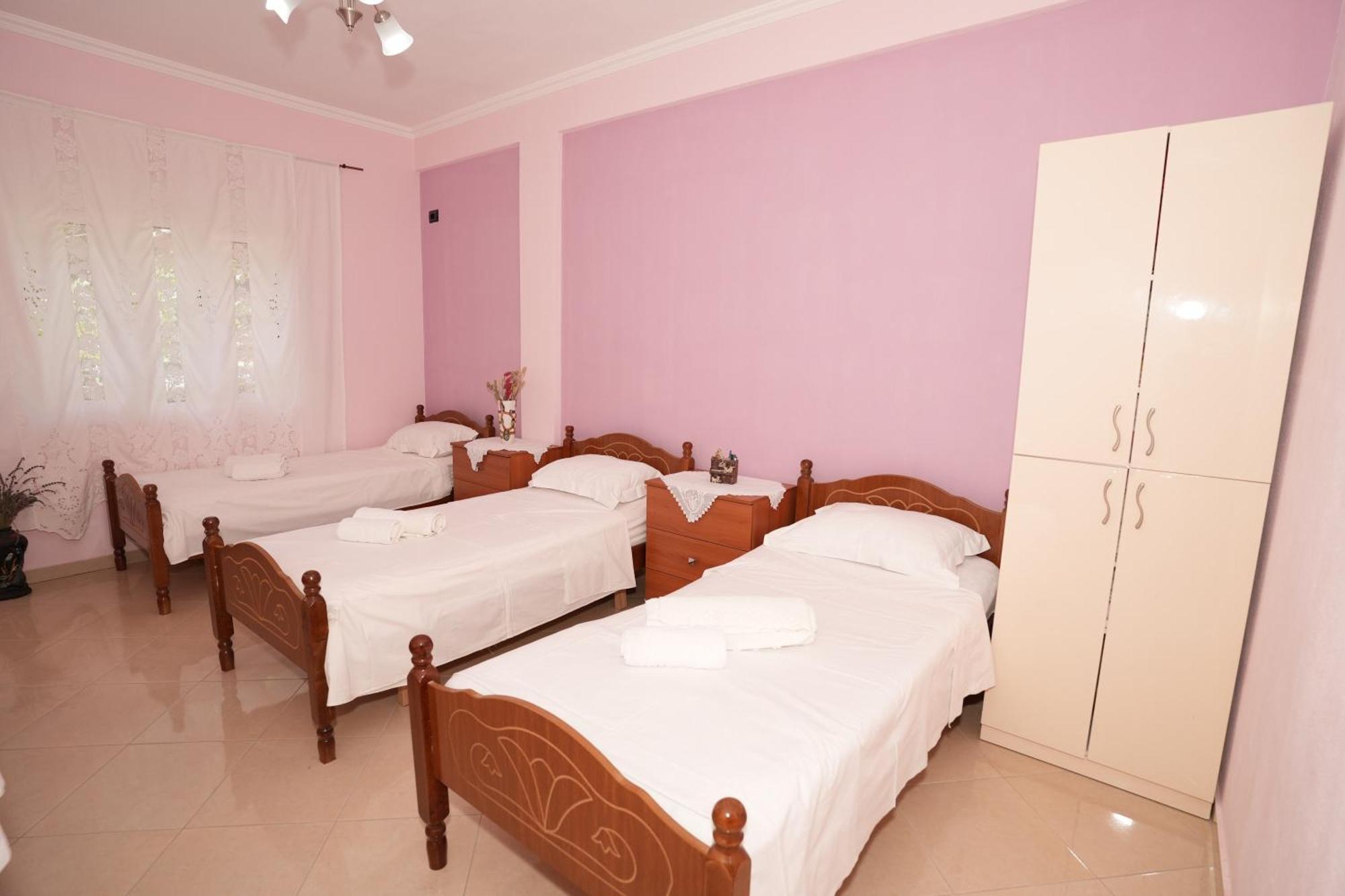 Vila Banushi Gjirokastër Extérieur photo
