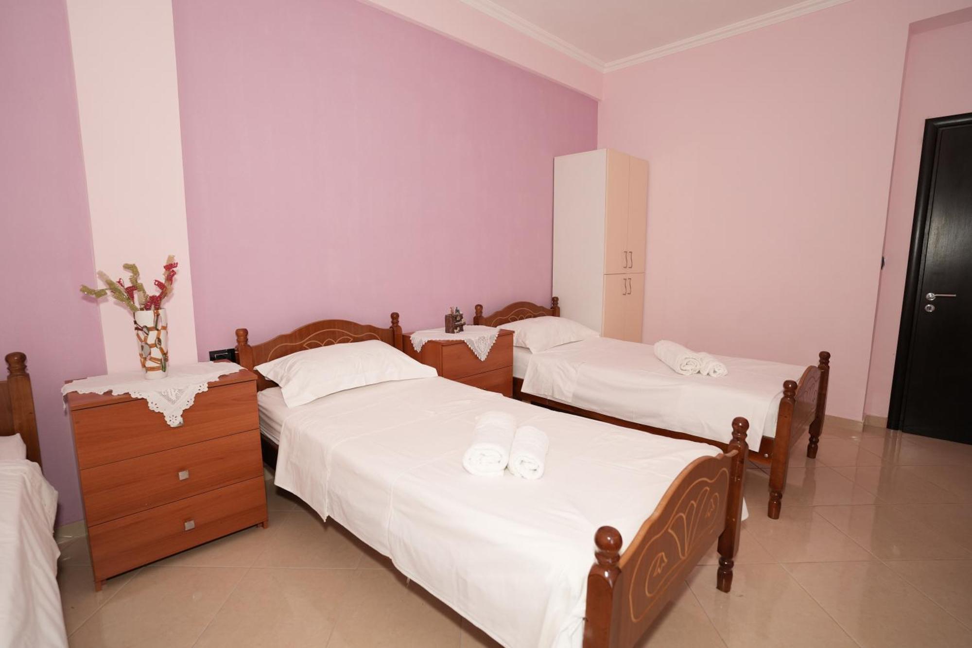 Vila Banushi Gjirokastër Extérieur photo