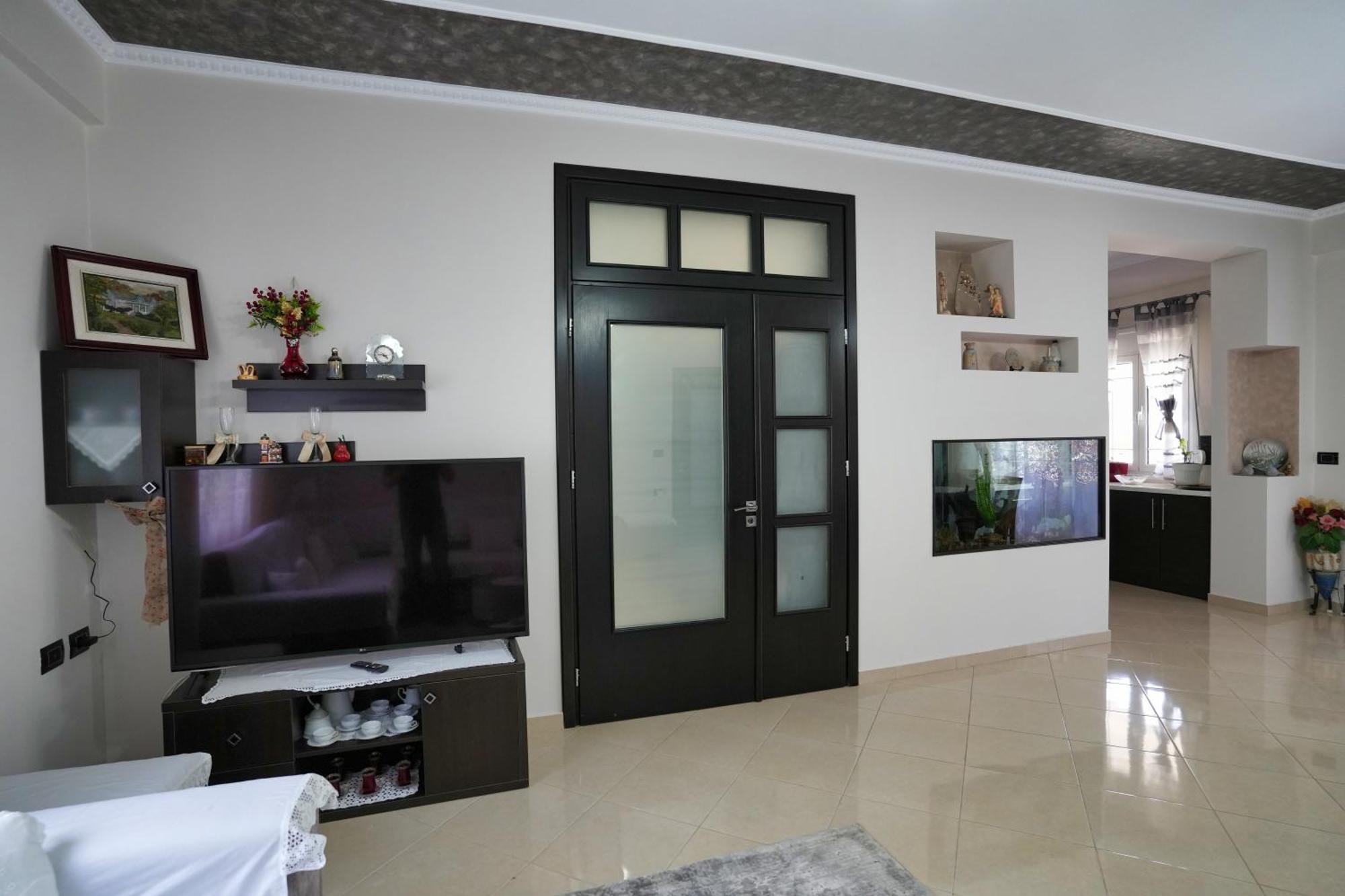 Vila Banushi Gjirokastër Extérieur photo
