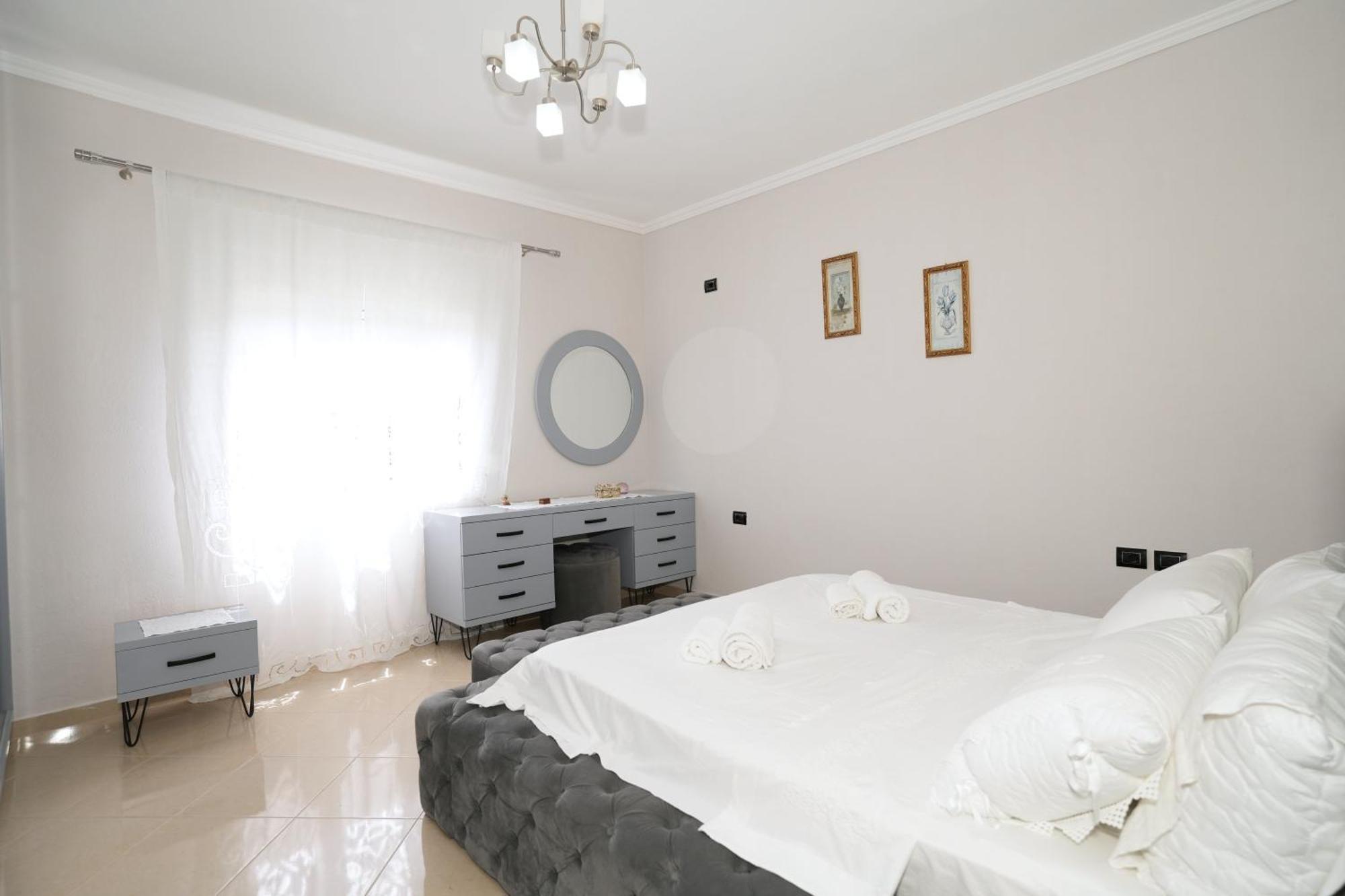 Vila Banushi Gjirokastër Extérieur photo